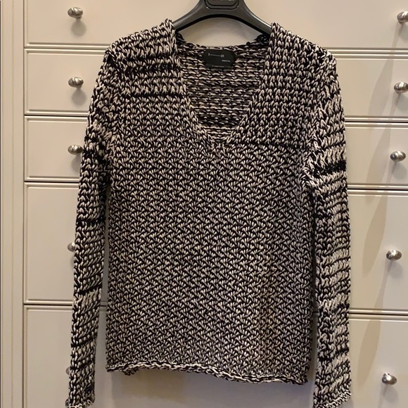 Like new Bababton / Aritzia chunky sweater - Picture 7 of 10